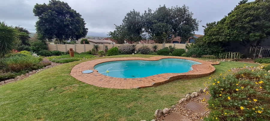 4 Bedroom Property for Sale in Vredenburg Western Cape